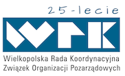 logo Wielkopolskiej Rady Koordynacyjnej Związku Organizacji Pozarządowych, na niebieskim tle białe litery WRK