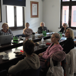 zdjęcie osób uczestniczących w spotkaniu