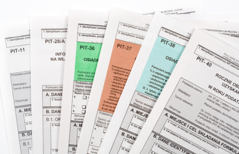 Zdjęcie formularzy PIT